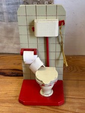 (RB)5025-5693, Alte Miniatur-Toilette für ein Puppenhaus, Deko