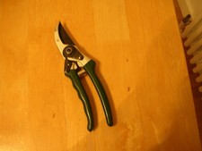 Gartenschere, Schere, Rosenschere, Rebschere neuwertig