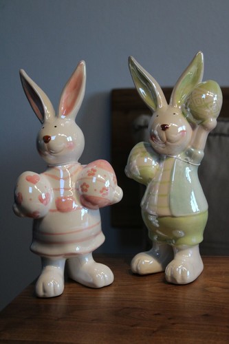 Osterhasenpaar aus keramik - aus,