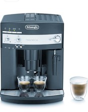 Kaffeevollautomat Magnifica De'Longhi ESAM 3000.B 1,8 Liter schwarz  GEBRAUCHT
