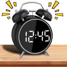 Retro LED Digital Wecker mit