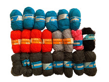 Konvolut ca. 1 kg "Junghans-Wolle", mehrere Farben, Stricken, Häkeln, Basteln