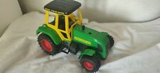 Aus einer Auflösung: Dickie grüner Traktor Turbo Diesel 200