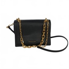 Charles & KEITH Umhängetasche