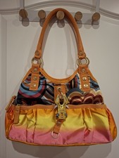 GGL George Gina & Lucy