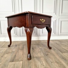 Antiker Beistelltisch -