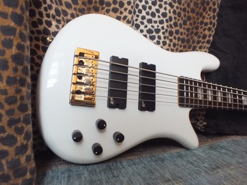 Spector icon string - icon,