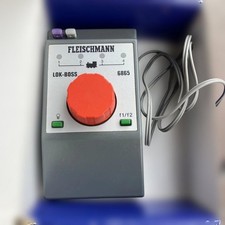 Model train power supply