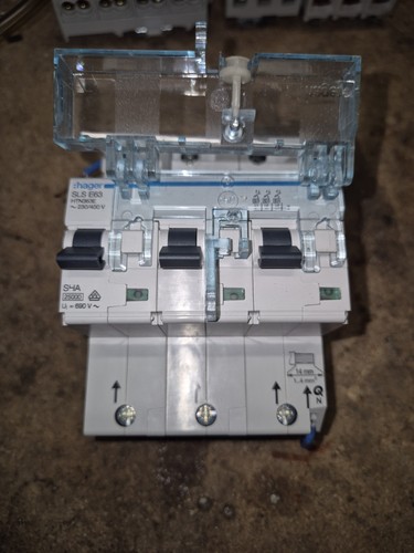 Hager htn363e sls e63 - hager,