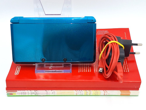 Nintendo 3ds handheld - nintendo,
