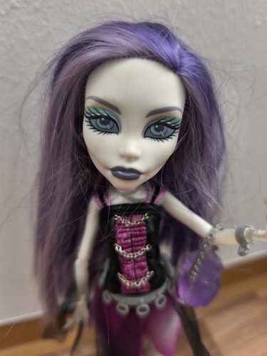 Monster high spectra - monster,