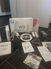 Nintendo Wii Mit Zubehör Plus