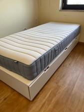Ikea-Bett 90x200 (Nordli) mit Kopfteil+Seitenwand+Aufbewahrung, Matratze Valevag