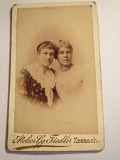 Kronach - 2 junge Frauen im