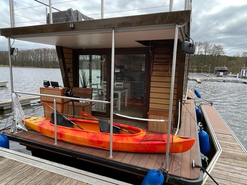 Hausboot mit marina - hausboot,