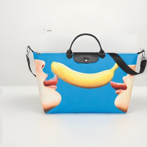Longchamp toiletpaper - x,