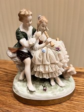 UNTERWEISSBACH #8317A PORZELLAN MANN & FRAU SPIELT FLÖTE - 5" GROSS