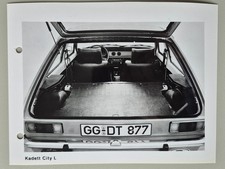 2 Vintage S/W-Pressefotos Opel Kadett C City und Motorraum 1,0/1,2 l 1975