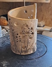 Handgetöpfertes Windlicht