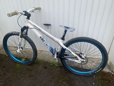 top überholt: cooles Freerider-Jugendfahrrad Bergamont Kiez Dirt