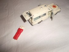 Mercedes Binz Krankenwagen K-6