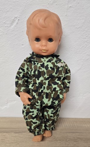 Nette kunststoff puppe emil - nette,
