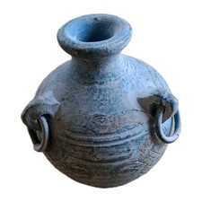 *Rustikale bauchige Vase im