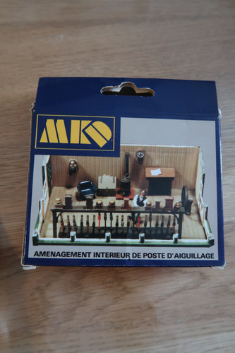 Mkd interieur poste d - mkd, de