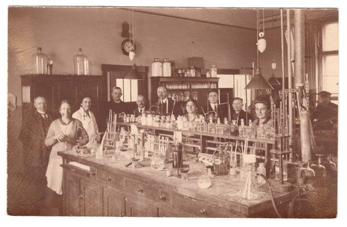 Berufe chemiker oder apotheker - berufe,
