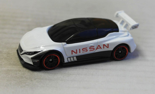 Hot wheels nissan leaf - hot, nismo