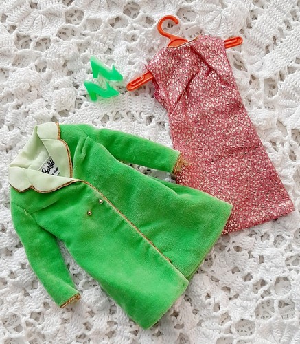 Barbie outfit mattel japan - mattel,