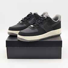 FZ5225-001 Nike Air Force 1 '07 LV8 Black Flat Pewter Coconut Milk (Herren)