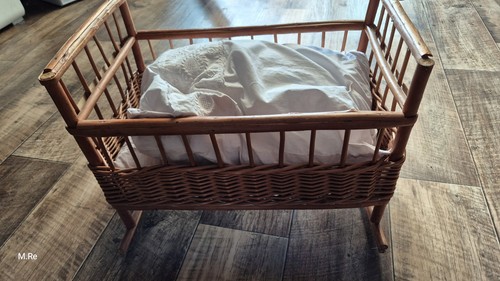 Klassische vintage puppenwiege - vintage,