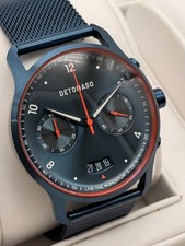 Detomaso Live The Momentum