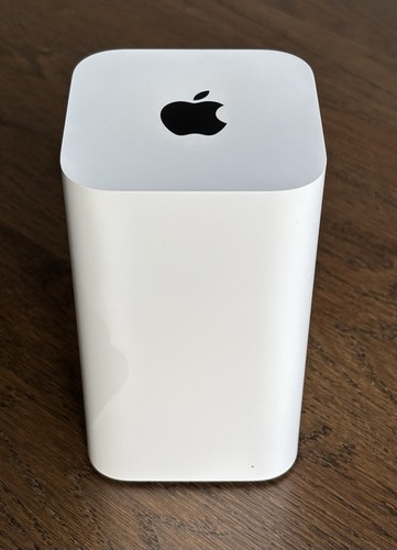 Apple airport time - airport, capsule