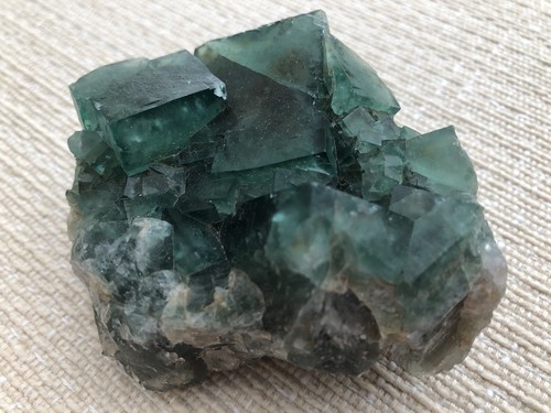 Mineralien fluorit stufe - fluorit,