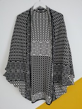 Gr. M schwarz-weiß Muster