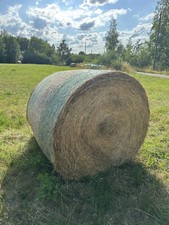 Heuballen vom 1. Schnitt 2023