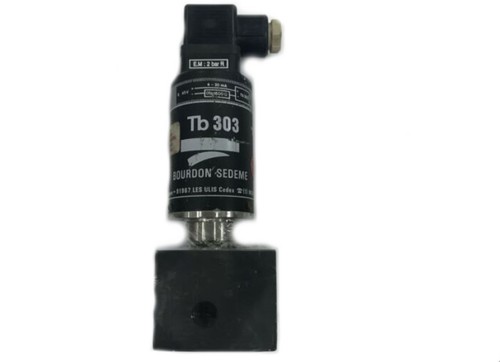 Bourdon sedeme 303 - bourdon, tb303