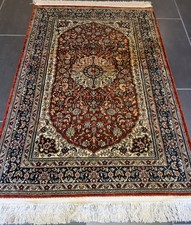 Seidenteppich Handgeknüpft