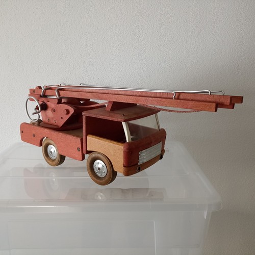 Feuerwehr auto holz - auto,