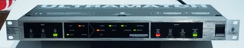 Behringer ultramatch src 2000 - behringer,