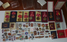 Konvolut 84 DDR Orden Ehrenzeichen NVA,GST,MDI,MFS,SED,FDJ,Kampfgruppe,Polizei