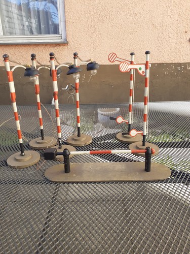 Eisenbahnzubehör lampen 2 - 4,