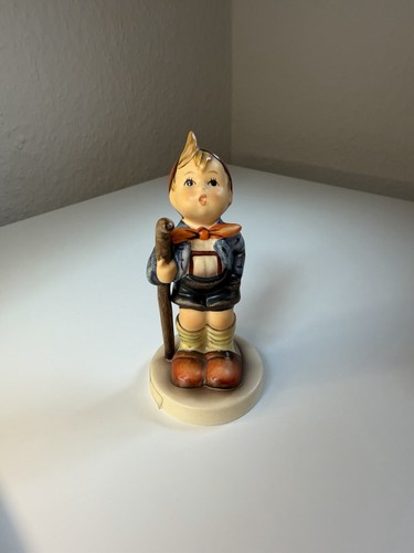 Goebel hummel figur hans - /,