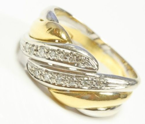 Bicolor ring in - bicolor,