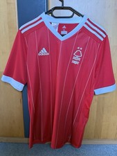 Nottingham Forest Trikot Gr. 176