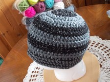 Boshi-Häkelmütze aus myboshi-Wolle No 1 Glitz, onyx und mondstein