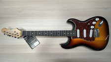 Eko E-Gitarre Sunburst – 6 Saiten, S-S Tonabnehmer – gebraucht – guter Zustand