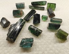 Konvolut Turmaline, Rohsteine, gute Qualität, 12 Gramm